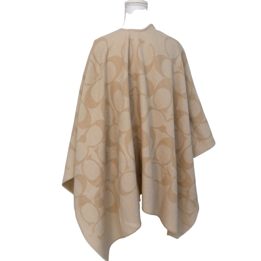 Coach Signature Cape Shawl Women OS Beige Cream Wool Blend Logo Wrap CU811 - Picture 5 of 7